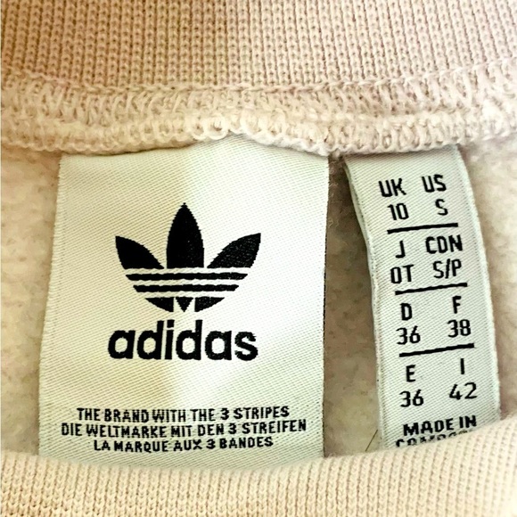 Adidas Original Women’s Cropped Sweatshirt in Ice Purple/Lilac Si… - Picture 8 of 11